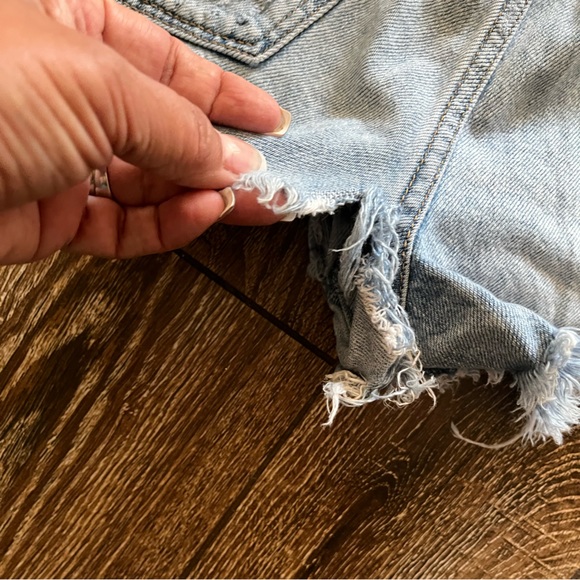 We the free button fly high waisted distressed/destroy short - Picture 11 of 11